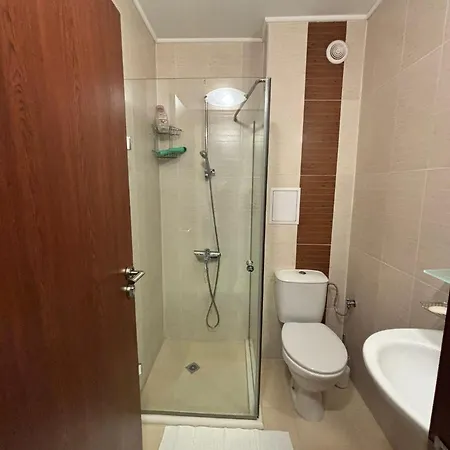 Cozy One Bedroom In Near Gondola With Wi Fi Apartamento *