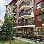 Cozy One Bedroom In Near Gondola With Wi Fi Апартаменты Банско