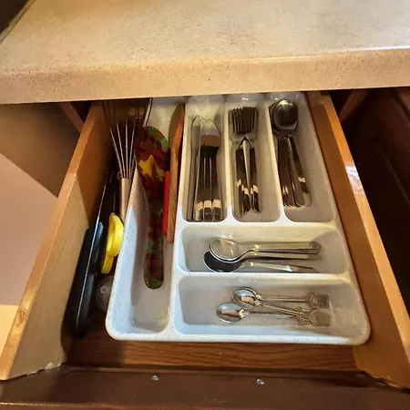 Cozy One Bedroom In Near Gondola With Wi Fi