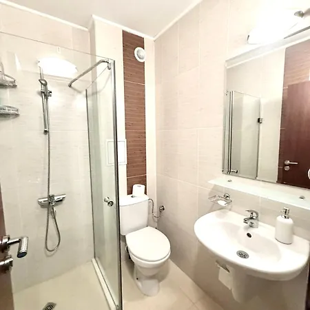 Cozy One Bedroom In Near Gondola With Wi Fi Апартаменты Банско